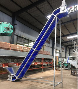 Élévateur à godets industriel en plastique pour noix de cajou et lignes de traitement agricole - Product Image 1