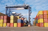 Grue à conteneurs sur pneus entièrement automatique de 35 tonnes avec certificat CE pour port et esplanade