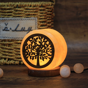 Lampe au sel de l'Himalaya actionnée par USB avec cadeau décoratif de bureau à domicile de style fleur sculptée libère des ions négatifs - Product Image 5