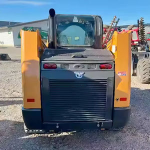 Minicargadora usada TR270B con funda - Product Image 6