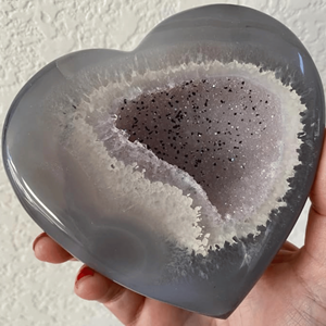 Venta al por mayor Druzy ágata corazón cristal Natural piedra preciosa corazón crecimiento armonía Reiki piedra Ideal para regalos decoración del hogar - Product Image 3