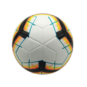 Ballon de football professionnel de haute qualité de taille 5 Football en cuir PU cousu à la main pour la vente en gros - Product Image 3