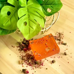 Gỗ Đàn hương Và Nghệ Tây Tắm Thanh | OEM Nhãn Hiệu Riêng Thảo Dược Da Sáng Cơ Thể Làm Sạch Xà Phòng Cho Bán Buôn Số Lượng Lớn Cung Cấp - Product Image 2