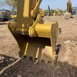 Excavatrice sur chenilles Caterpillar 320D d'occasion de 20 tonnes avec moteur et pompe, engin lourd pour inspection par rapport et vidéo - Product Image 3