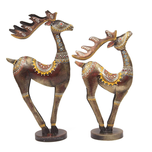 Sculpture de cerf en fer peinte à la main, art décoratif élégant pour la maison, le jardin, le balcon et les espaces ouverts - Product Image 1