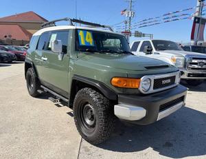 สภาพดีเยี่ยม รถมือสอง โตโยต้า เอฟเจ ครุยเซอร์ ปี 2014 - Product Image 1