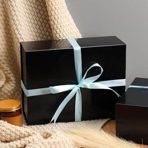 Sang trọng màu đen phẳng Gấp Giấy Hộp quà tặng từ đóng cửa tùy chỉnh logo in tái chế bao bì các tông Matt cán - Product Image 4