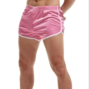 Pantalones cortos deportivos transpirables de verano 2025 para hombre, pantalones cortos de malla atléticos activos para hombre, pantalones cortos de entrenamiento de secado rápido, cintura elástica - Product Image 1