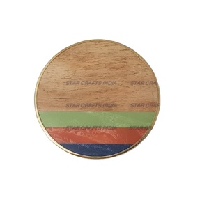 Personnalisé en gros Mini artisanat en bois et résine fabricant de palettes sous-verre ensemble naturel inachevé 4 "sous-verre rond en bois - Product Image 1