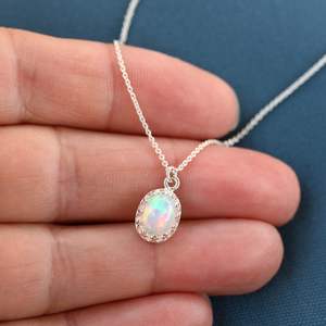 Collier pendentif en opale éthiopienne délicate, argent sterling 925, bijoux en pierres précieuses, cadeau élégant pour femmes, collier de luxe - Product Image 3