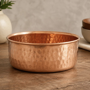 Tazón de Cobre Puro 100% Hecho a Mano por DIVRIS, Diseño Vintage Estilo Americano, Plato para Servir Duradero, Tazones Decorativos Sin Recubrimiento - Product Image 3