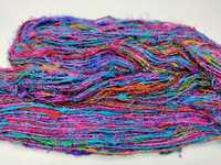 Fil de soie sari recyclé ou fil de soie de l'Himalaya filé à la main déchets de soie de mûrier fil pour tissage touffetage tricot crochet art & artisanat