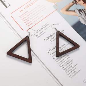 4 pares de pendientes colgantes de declaración para mujer, pendientes de gota de madera étnicos, pendientes colgantes de acero inoxidable, pendientes de gota ligeros - Product Image 4