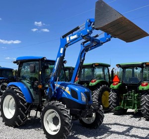 Tracteur à roues miniatures New Holland d'occasion avec chargeur frontal, 90 CV, 4 roues motrices, transmission par engrenages, faible consommation de carburant pour les travaux sur le terrain - Product Image 2