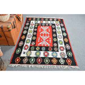 พรมตุรกีวินเทจขนาด 3.9x5.5 ฟุต พรมตกแต่งลายจุดสีดำ - Product Image 1