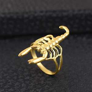Anillo Gótico de Escorpión de Último Diseño, Joyería Tribal de Latón para Hombre, Anillo Grueso Gótico de Escorpión Chapado en Oro de 18k, Venta al por Mayor/OEM/ODM - Product Image 3