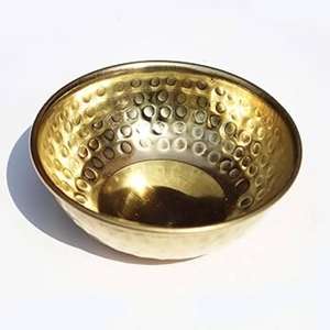 Tazón de servicio de latón puro bellamente diseñado para una lujosa decoración de cocina y servir dulces, bocadillos y frutas secas con elegancia - Product Image 2