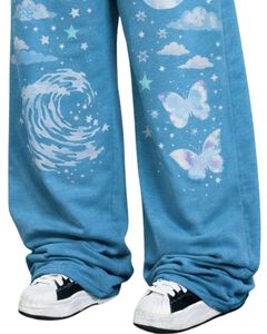 Pantalons de survêtement à jambes larges à imprimé papillon bleu lune personnalisés par le fabricant, vêtements de rue surdimensionnés pour femmes, pantalons de jogging en molleton personnalisés OEM - Product Image 3