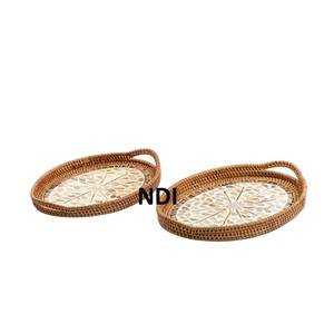 Plateau de service de style unique Plateau décoratif artisanal Top Trending Home Kitchenware Catering Usage Food & Fruit Service Tray - Product Image 1