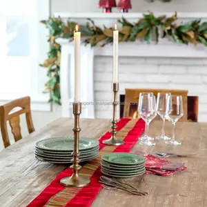 Support de bougie de Noël de luxe fait à la main, porte-bougie décoratif pour la décoration de la maison et des hôtels, décoration intérieure fabriquée par Zahid Exports en Inde - Product Image 2