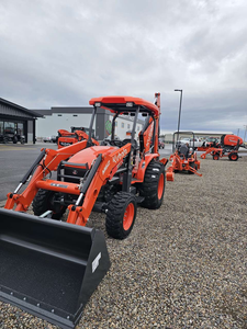 New KUBOTA M62 <b>TRACTOR</b> TLB Front <b>Loader</b> and <b>BACKHOE</b> Attached Complete - Product Image 2