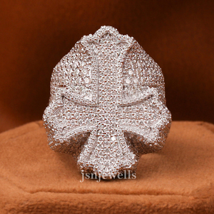 Bague en diamant Hip Hop de coupe ronde pour hommes en or massif 14kt Bague en diamant Moissanite avec nouveau style Hip Hop à la mode personnalisé - Product Image 1
