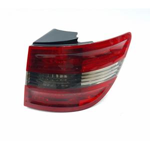ไฟท้ายขวา STOP MERCEDES B-Class W245 1st Series A1698202664 (05>11) - Product Image 1