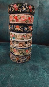 Tela de encaje bordado de estilo africano de encaje bordado floral colorido con lentejuelas para vestido de fiesta - Product Image 3