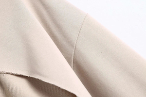 เสื้อฮู้ดดี้ผ้าฟลีซคุณภาพสูงสำหรับผู้หญิง ผลิตจากโพลีเอสเตอร์/คอตตอน ป้องกันการเป็นขุย เนื้อหนา พิมพ์ลายแบบรีดร้อนตามสั่ง ขายส่งสำหรับมืออาชีพ - Product Image 4