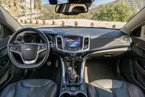 Chevrolet SSR d'occasion 2015, conduite à gauche, 50 001 à 75 000 miles, norme d'émission Euro IV - Product Image 3