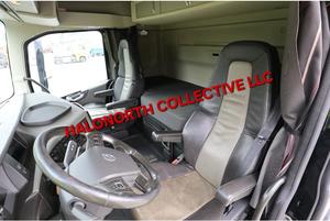 Camión Vol-vo FH 540 8X4 de segunda mano, año 2018, en venta, Euro 3, diésel, volquete izquierdo/derecho, camión volquete de servicio pesado, camión diésel de alta resistencia - Product Image 6