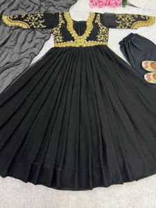 ชุดคลุม Anarkali จากผ้า Fabzone ชุดสูทสไตล์ปากีสถานปักลายผ้าจอร์เจียสำหรับเด็กผู้หญิงสำหรับงานแต่งงานดีไซน์ล่าสุด - Product Image 4