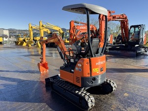 NOUVEAU Hitachi ZX17U-5A Mini-excavatrice d'occasion de 1,7 tonne, importée, compatible JCB, modèle 2025, poids opérationnel de 5 tonnes - Product Image 2