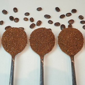 Granos de café tostado Arábica de alta calidad con 100% granos Arábica de Vietnam - Product Image 2