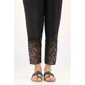 Pantalones Harem de Cintura Alta TR-21-117 en Seda Cruda Negra Bordada, Transpirables, de Crepé, para Verano - Product Image 1