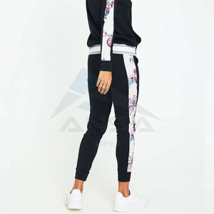 Pantalons de survêtement évasés pour femmes, couleur personnalisée, taille élastique, style streetwear de haute qualité, vêtements de sport, pantalon de survêtement, design à devant plat - Product Image 4