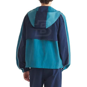 Conjunto cortavientos cómodo de material duradero para hombre, ropa ajustada, conjunto cortavientos a la venta - Product Image 4