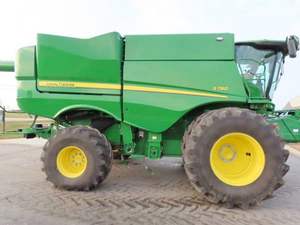 รถเกี่ยวข้าวโพด กระเทียม และข้าวสาลี ยี่ห้อ John Deere รุ่น S780 สภาพดีเยี่ยม นำเข้าจากอเมริกา - Product Image 4