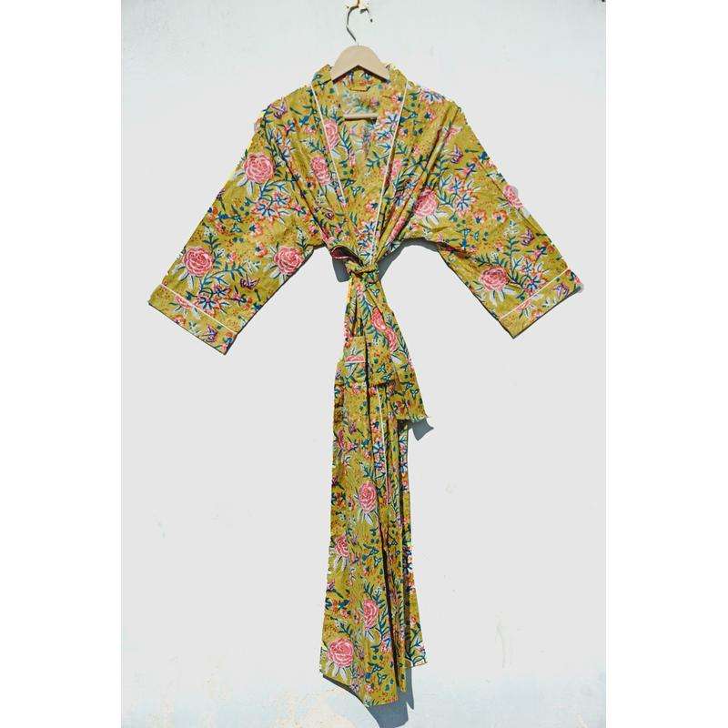 สีเหลือง