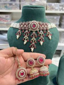 Ensemble ras du cou plaqué d'un gramme pour femmes, bijoux traditionnels indiens de luxe avec Maang Tikka, idéal pour les mariages, les fêtes - Product Image 2