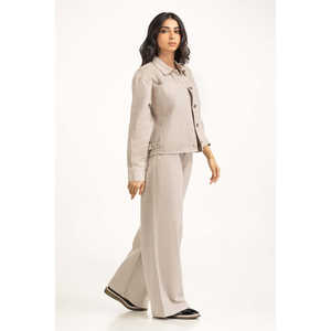 Chaquetas Utilitarias de Corte Regular WM-COD-WS25-010 T Acabado para la Temporada de Otoño - Product Image 2