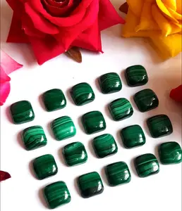 HARI OM CREATIONS พลอยมาลาไคต์ธรรมชาติทรงสี่เหลี่ยมแบบคาโบชอง สีเขียว ได้รับการรับรองจาก IGI สำหรับทำเครื่องประดับ ขายส่ง - Product Image 1