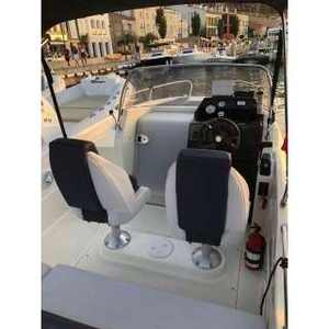 Bote Neumático Quicksilver 605 Sundeck de PVC de 1.2 mm y Material Hypalon para Aguas Oceánicas, para Pesca y Deriva, 2021 - Product Image 4