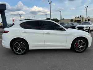 ใช้ lhd/rhd 2022 Alfa Romeo Stelvio veloce AWD แล้ว - Product Image 2