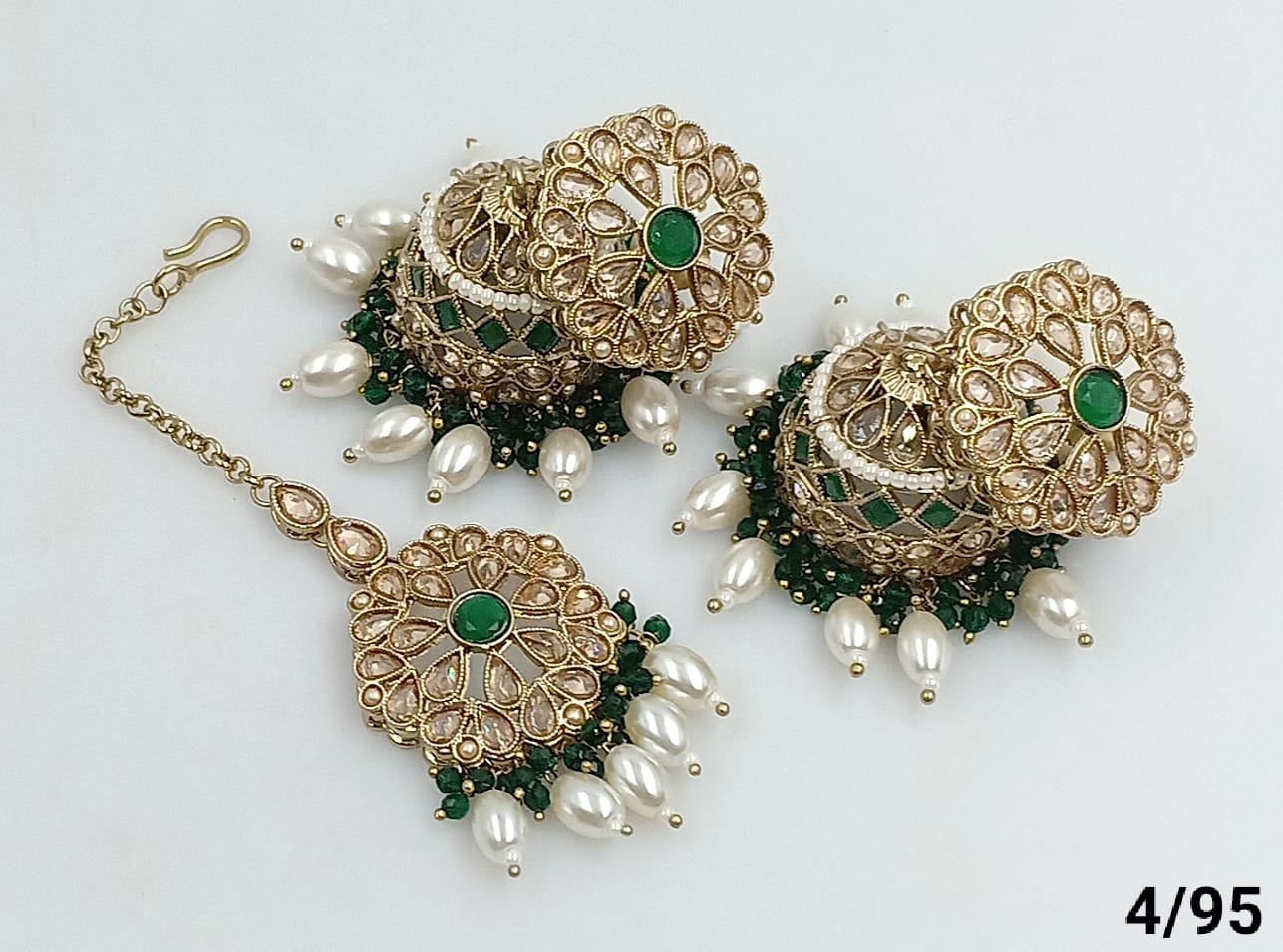 สีเขียว