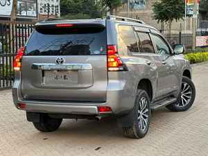 Toyota Land Cruiser Prado TX d'occasion 2020 - Product Image 4