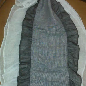 100% viscose et coton super doux double volant écharpe longue style uni pour l'été - Product Image 1