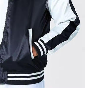 Chaqueta de satén de color sólido ligera y transpirable de alta calidad para hombre-Chaqueta de invierno personalizada con cierre de cinturón - Product Image 3