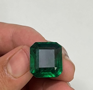 Esmeralda Zambian con forma octagonal Natural, 21,96, tamaño grande, rara, fina, calidad prémium, Color verde vivo - Product Image 4