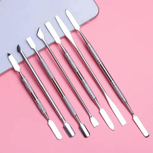Ensemble professionnel de pousse-cuticules et de coupe-ongles en acier inoxydable léger et réutilisable - Outil de manucure durable à double usage - Product Image 1